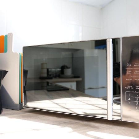 Modern Spark Home With Parking, Garden, Wi-Fi Μπέρμιγχαμ Εξωτερικό φωτογραφία